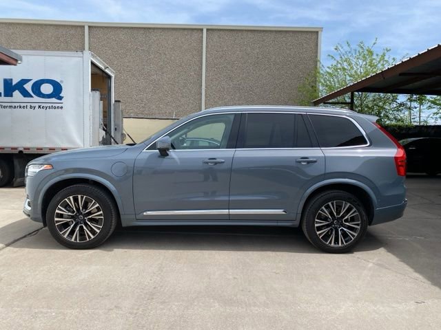 Used 2023 Volvo XC90 T8 Plus w/ Protection Package Premier image 2