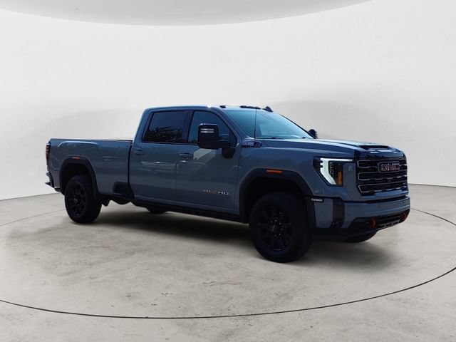 Used 2025 GMC Sierra 2500 AT4 w/ AT4 Premium Plus Package AWD/4WD image 3