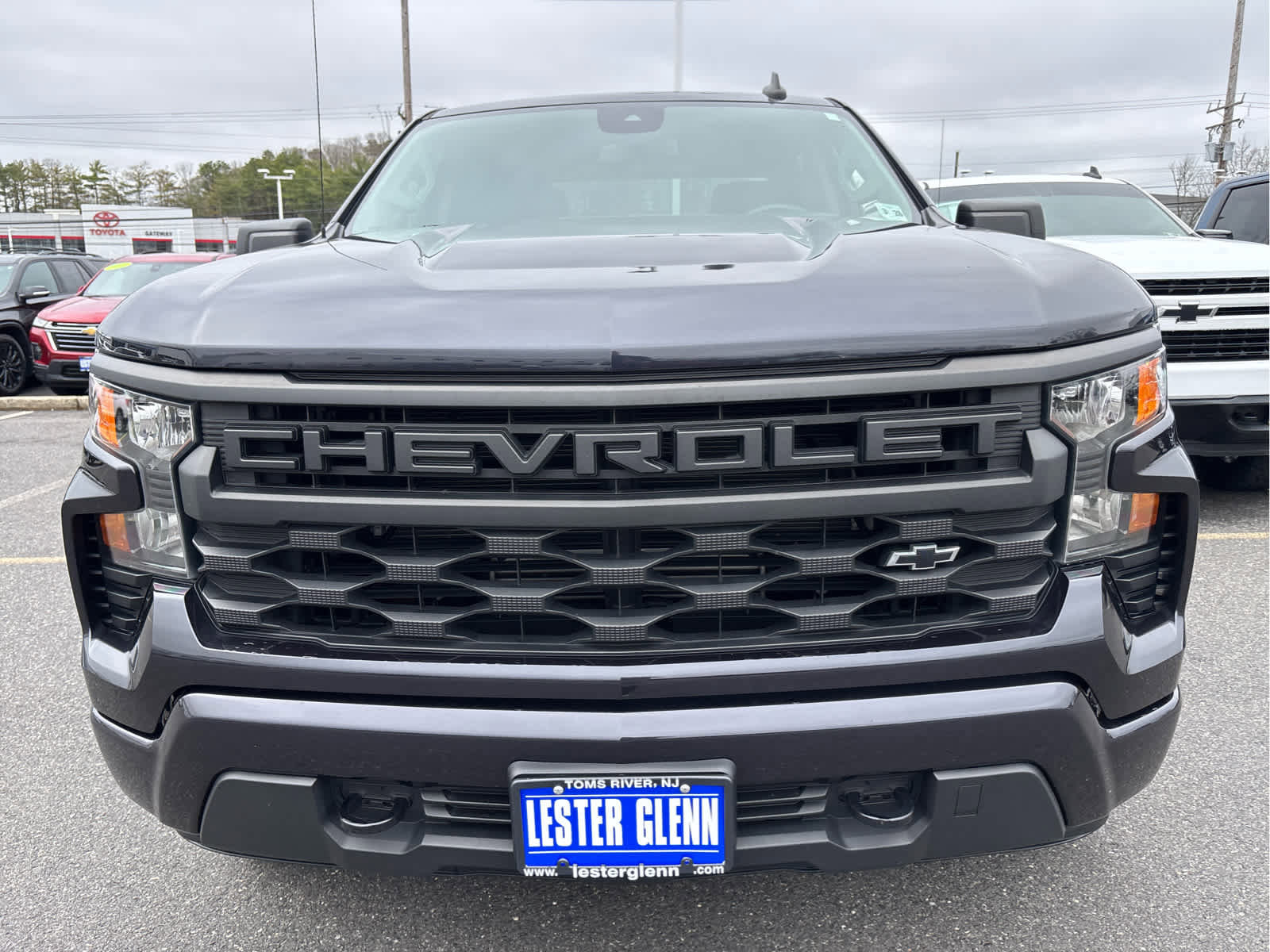 Certified 2022 Chevrolet Silverado 1500 Custom w/ LPO, Dark Essentials Package AWD/4WD image 5