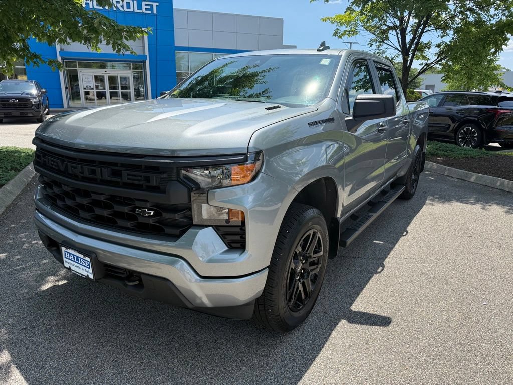 Used 2026 Chevrolet Silverado 1500 Custom w/ LPO, Dark Essentials Package AWD/4WD image 9