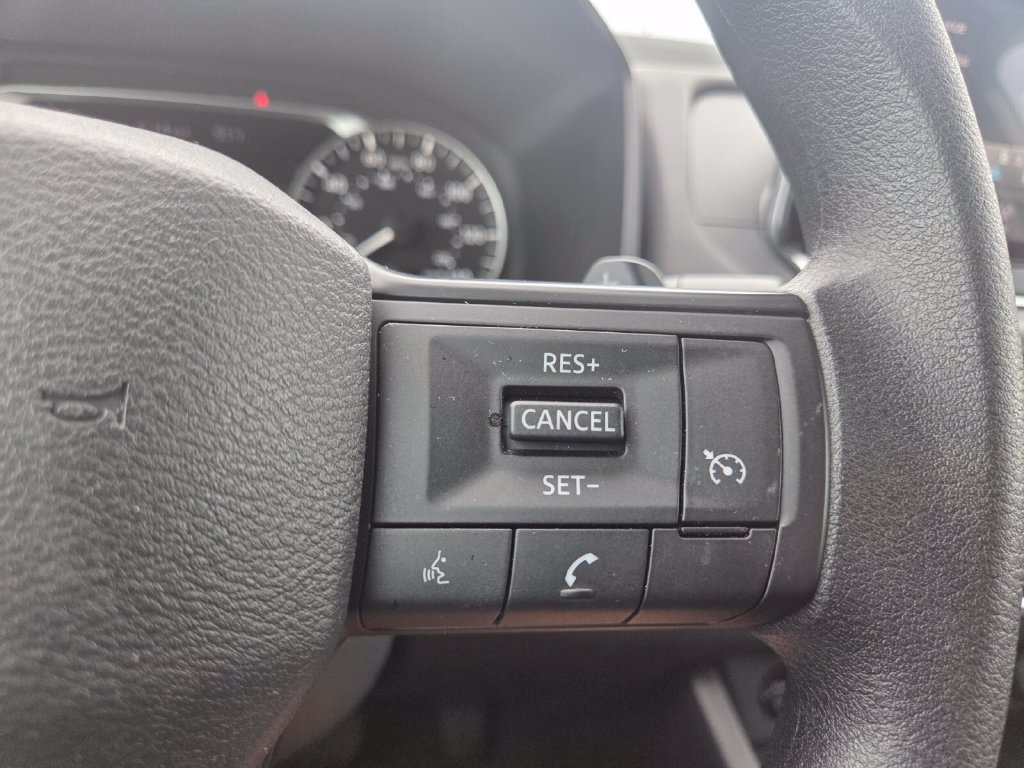 Used 2026 Nissan Rogue S FWD image 14