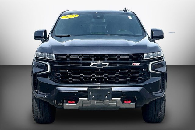 Used 2023 Chevrolet Tahoe Z71 w/ Luxury Package AWD/4WD image 3