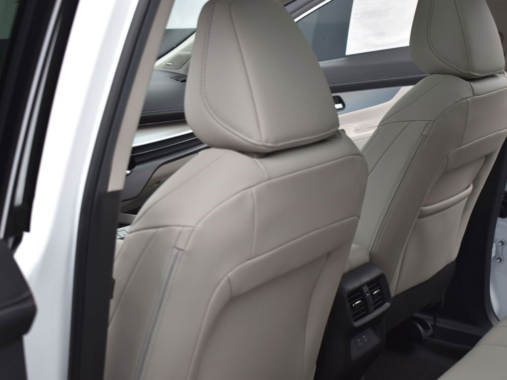 New 2025 Nissan Murano SL image 18