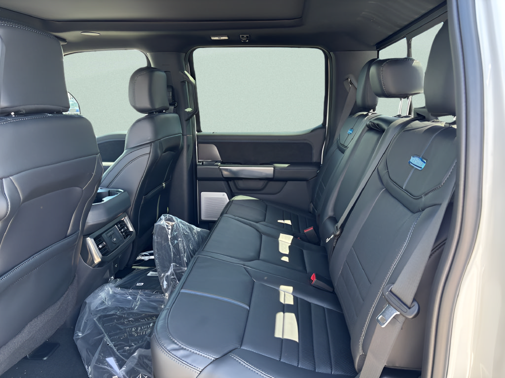 New 2026 Ford F350 Platinum AWD/4WD image 5