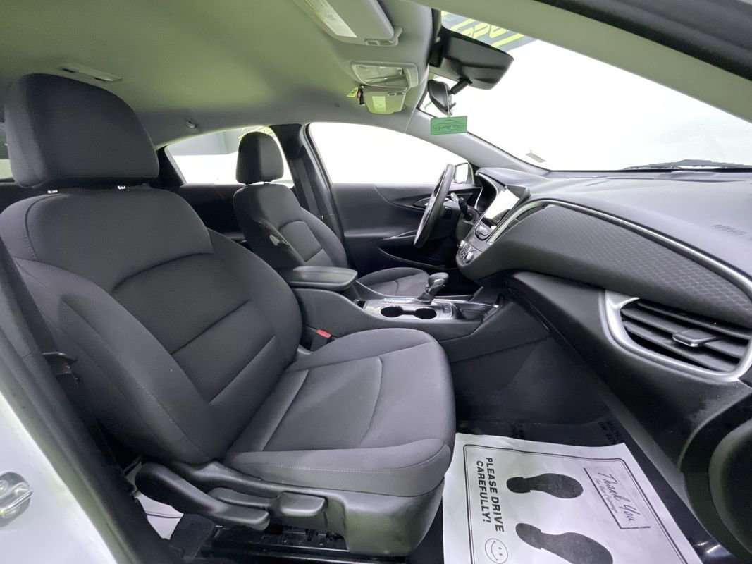 Used 2023 Chevrolet Malibu LT image 27