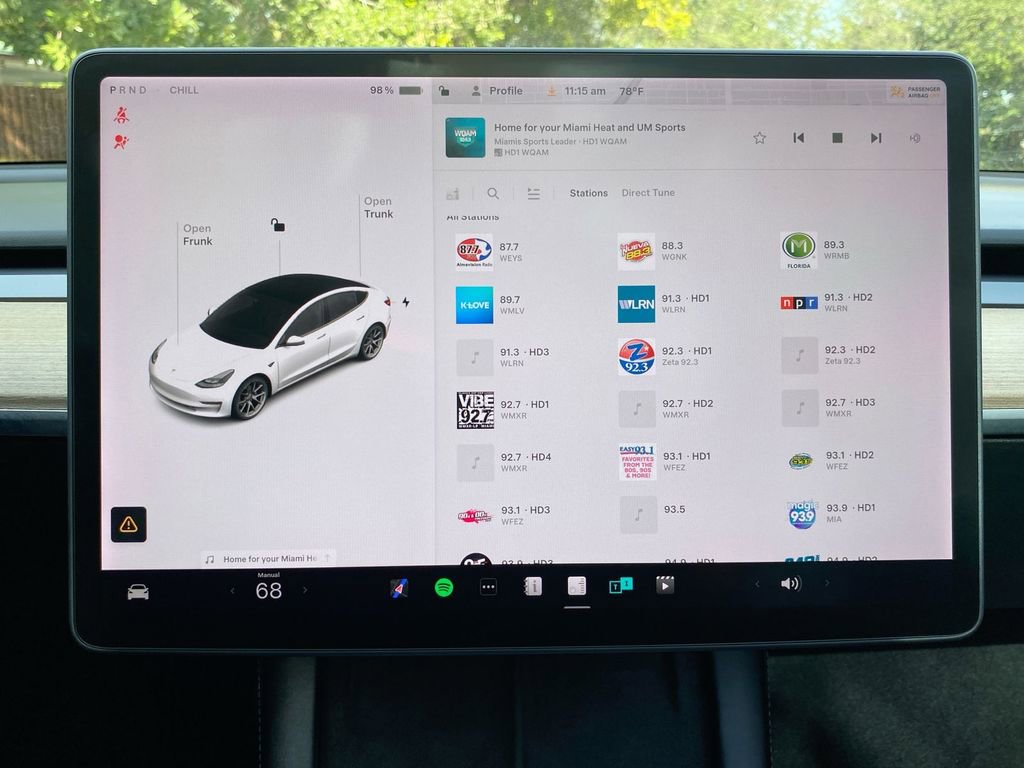 Used 2021 Tesla Model 3 Standard Range Plus image 26