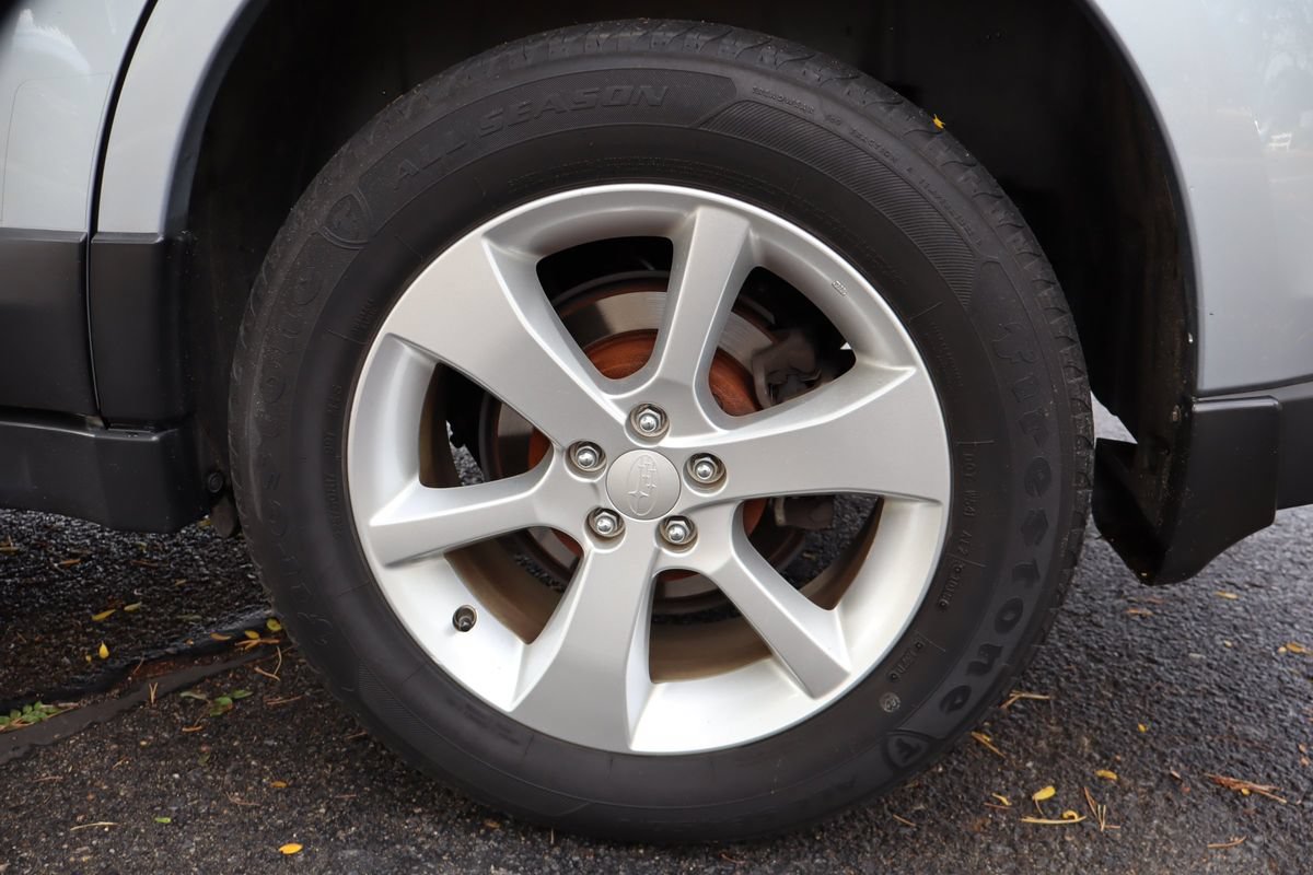Used 2013 Subaru Outback 2.5i Premium AWD/4WD image 42