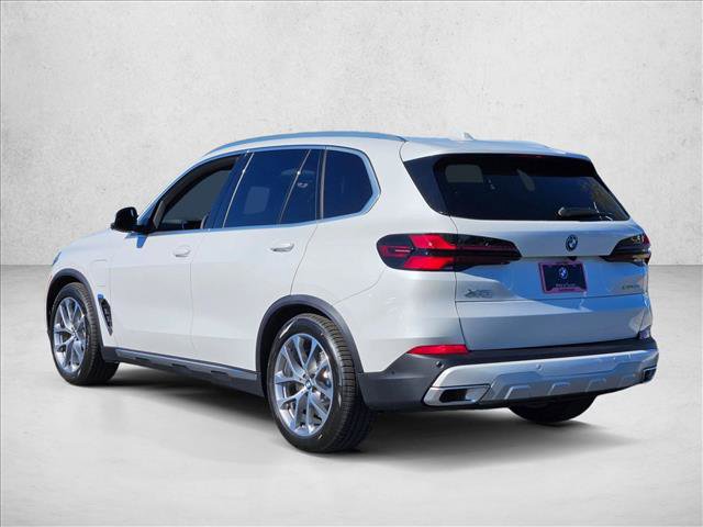 New 2026 BMW X5 xDrive50e image 9