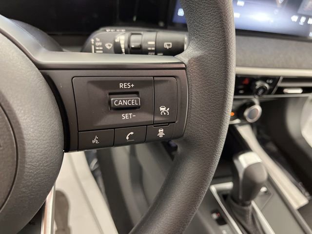 Used 2026 Nissan Kicks S FWD image 23