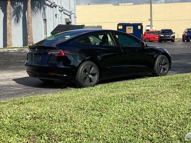 Used 2023 Tesla Model 3 Standard Range RWD image 8