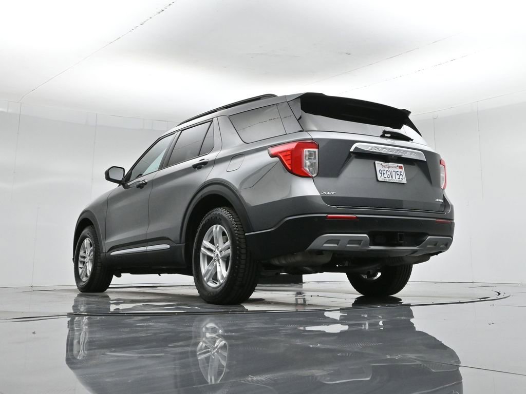 Certified 2022 Ford Explorer XLT w/ Equipment Group 202A image 53