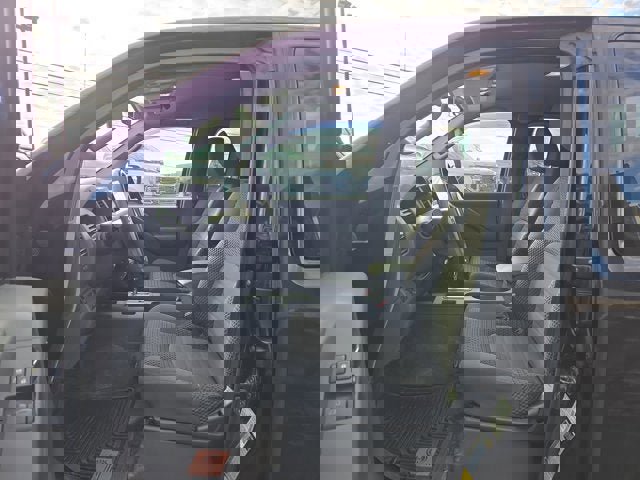 Used 2012 Nissan Frontier SV image 9