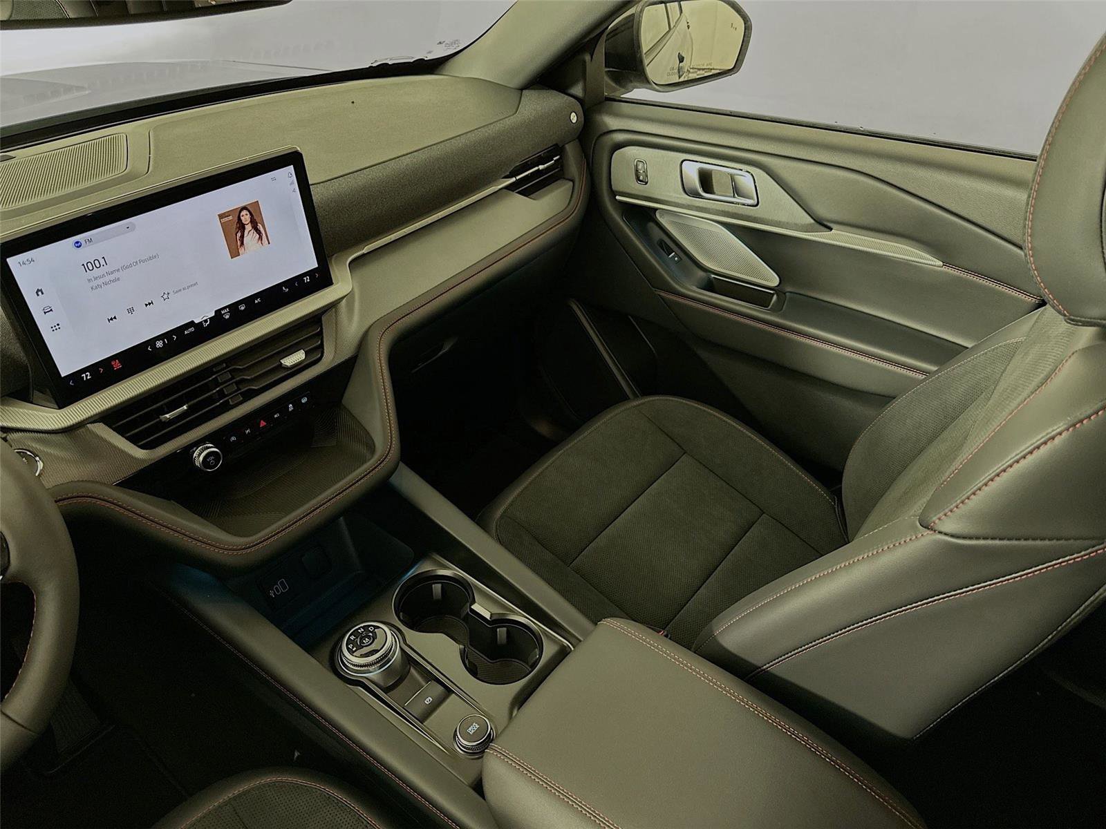 New 2026 Ford Explorer ST w/ Sun And Sound Package image 26