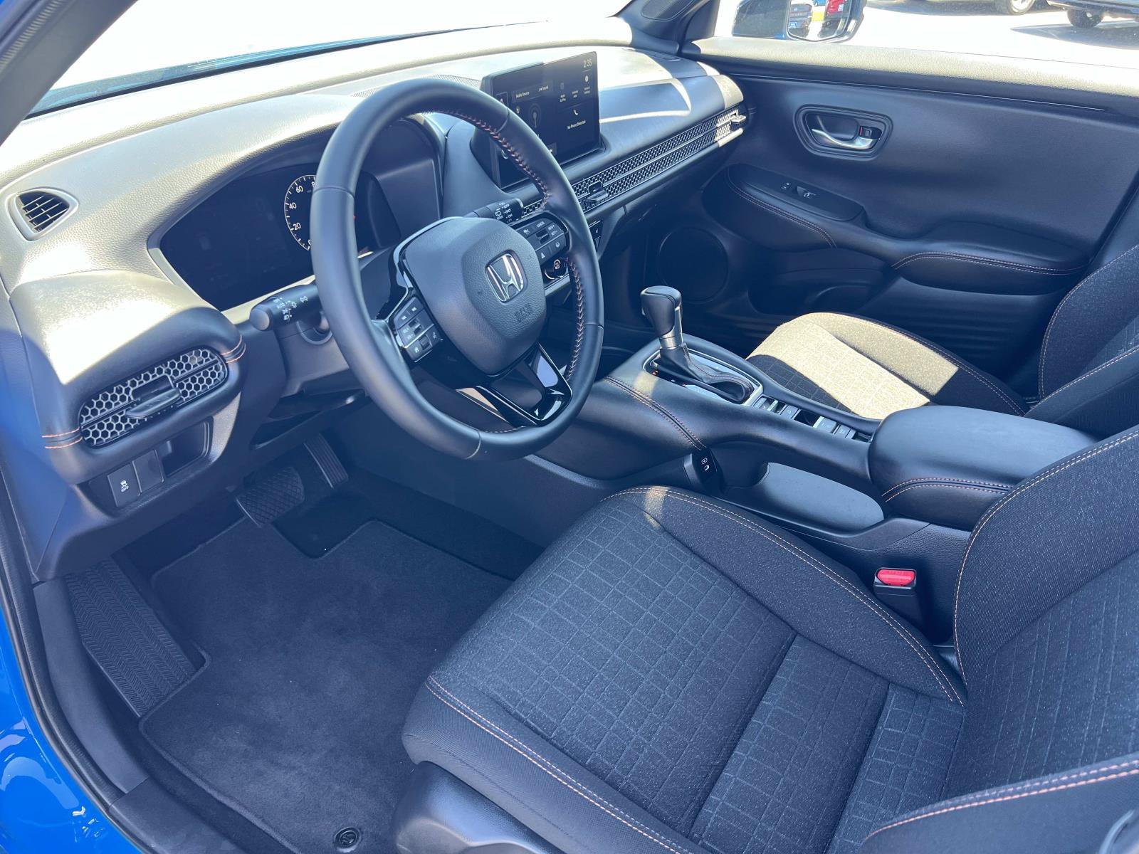 Certified 2026 Honda HR-V Sport image 5