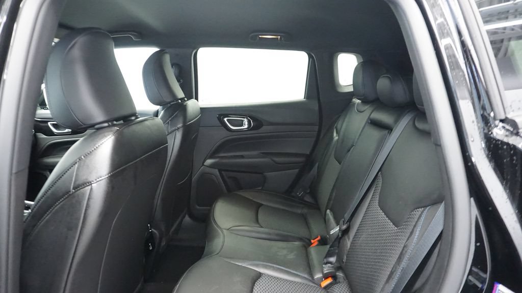 New 2026 Jeep Compass Latitude AWD/4WD image 26