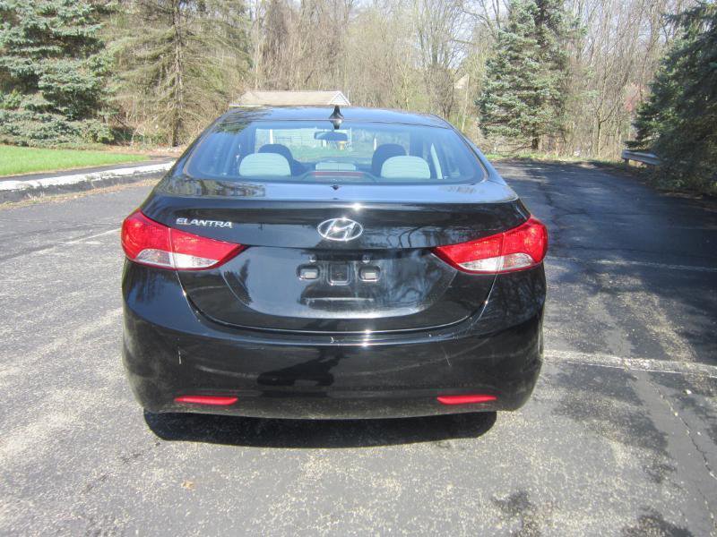 Used 2013 Hyundai Elantra GLS w/ Preferred Pkg image 15