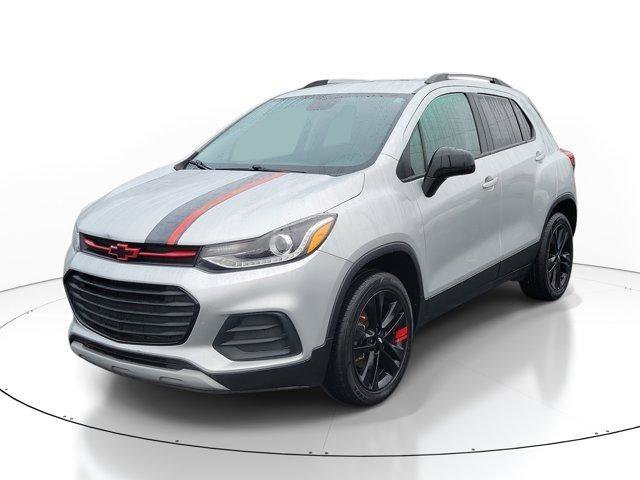 Used 2021 Chevrolet Trax LT w/ Redline Edition image 2