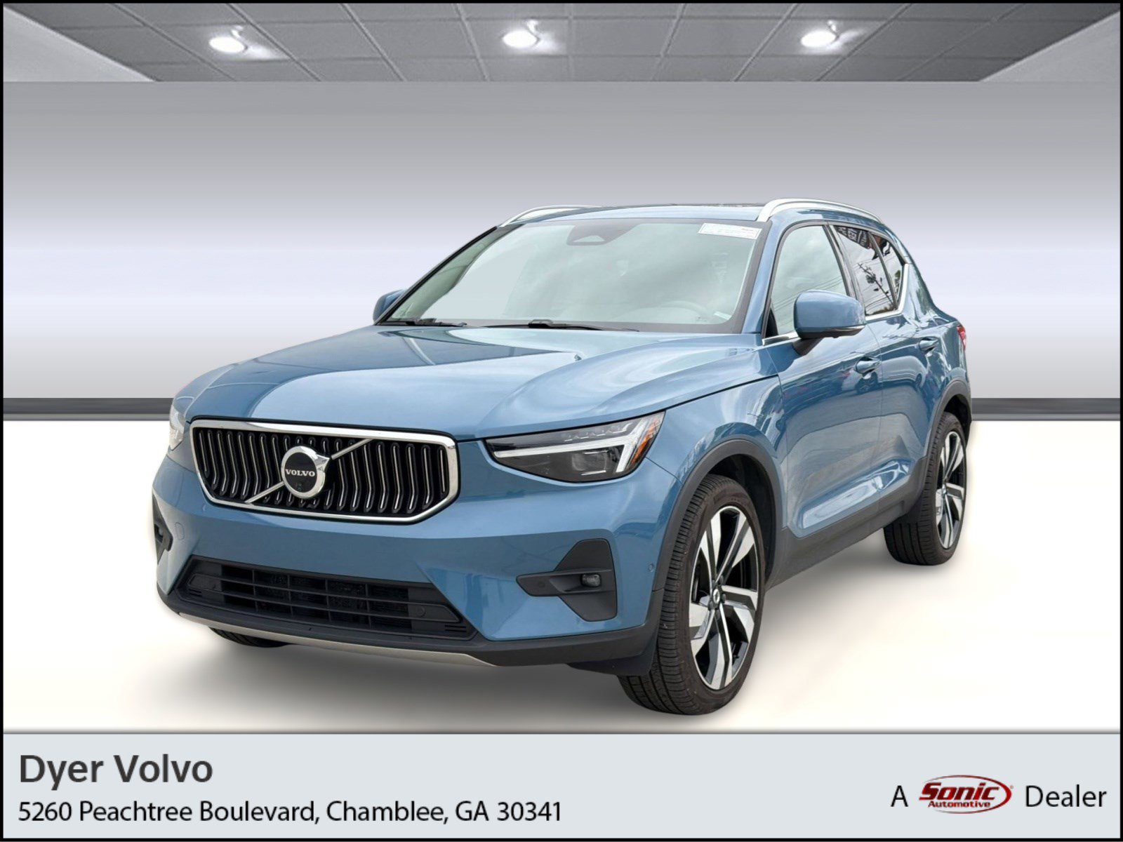 Certified 2023 Volvo XC40 B5 Ultimate w/ Protection Package Premier
