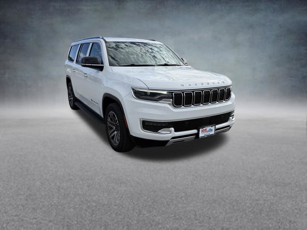 Used 2024 Jeep Wagoneer L Series II AWD/4WD image 8