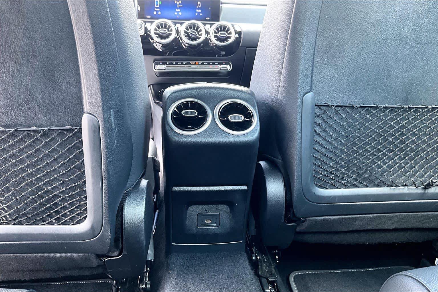 Used 2025 Mercedes-Benz CLA 250 image 34