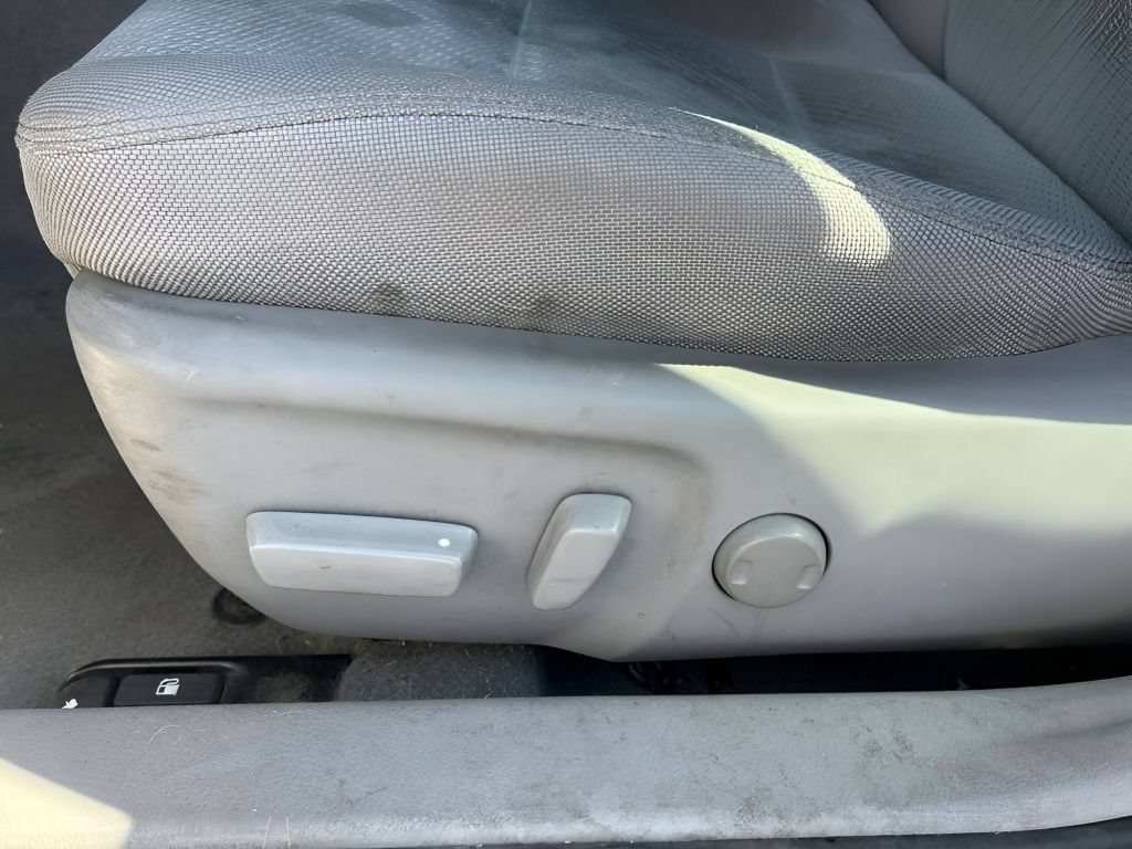 Used 2017 Toyota Camry LE w/ Protection Package (Q2) FWD image 18