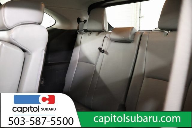 Used 2022 Toyota Highlander XLE AWD/4WD image 32