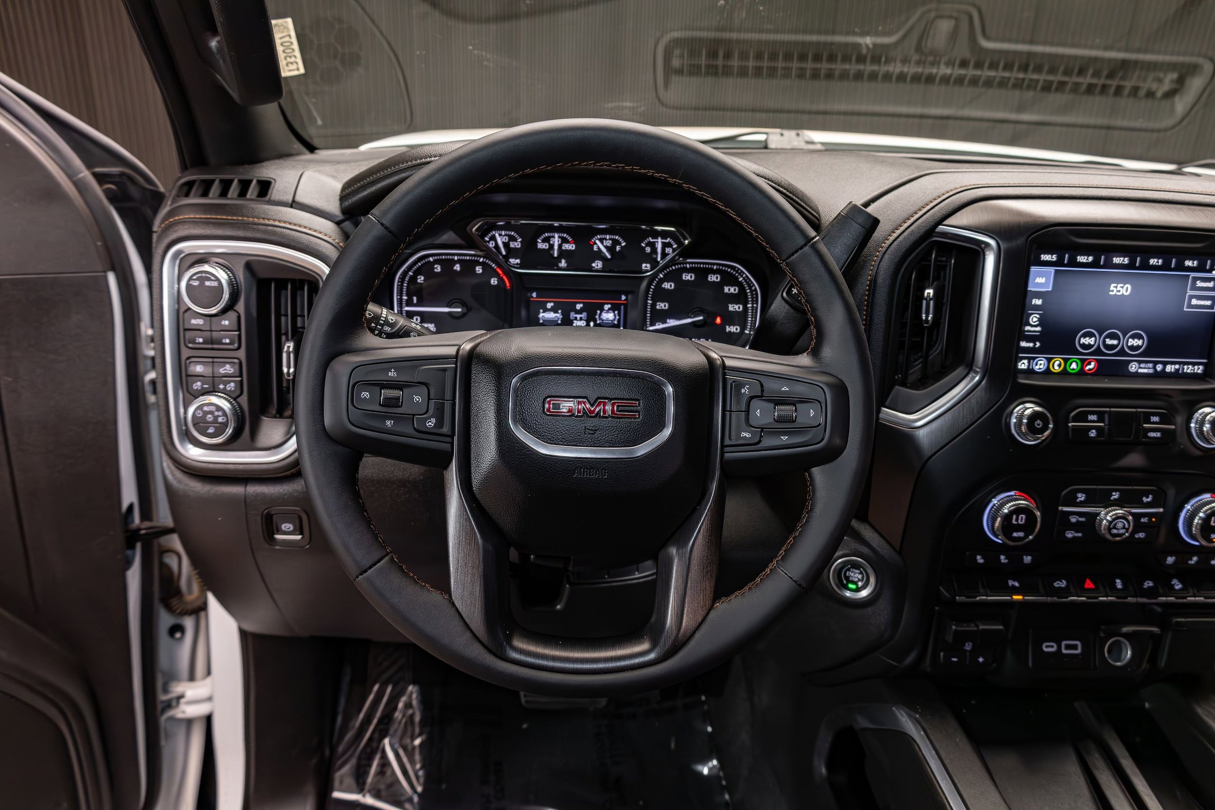 Used 2022 GMC Sierra 1500 AT4 w/ AT4 Premium Package AWD/4WD image 19