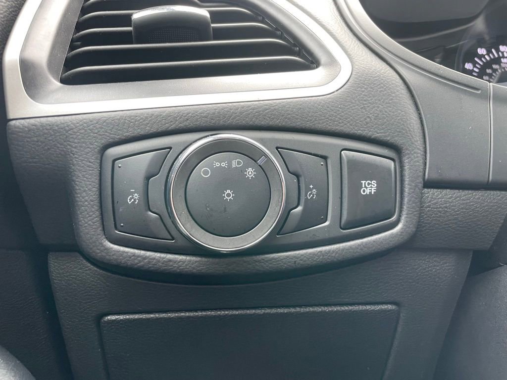 Used 2023 Ford Edge SEL image 45