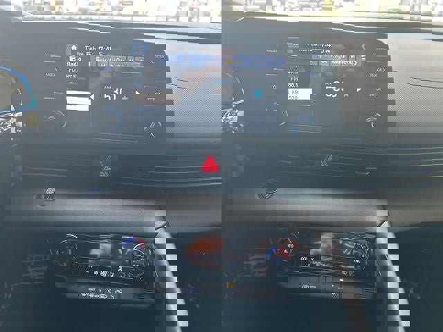 New 2026 Hyundai Elantra Sport image 10