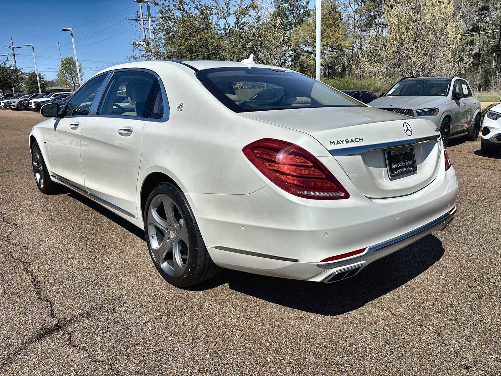 Used 2016 Mercedes-Benz Maybach S 600 image 6