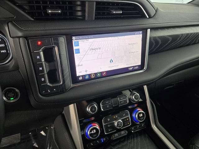 Used 2021 GMC Yukon Denali w/ Denali Ultimate Package AWD/4WD image 24