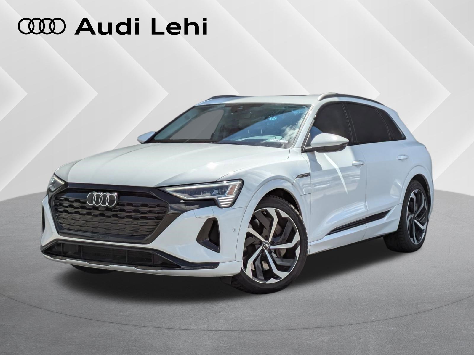 Used 2024 Audi Q8 e-tron Prestige w/ Prestige Package image 1