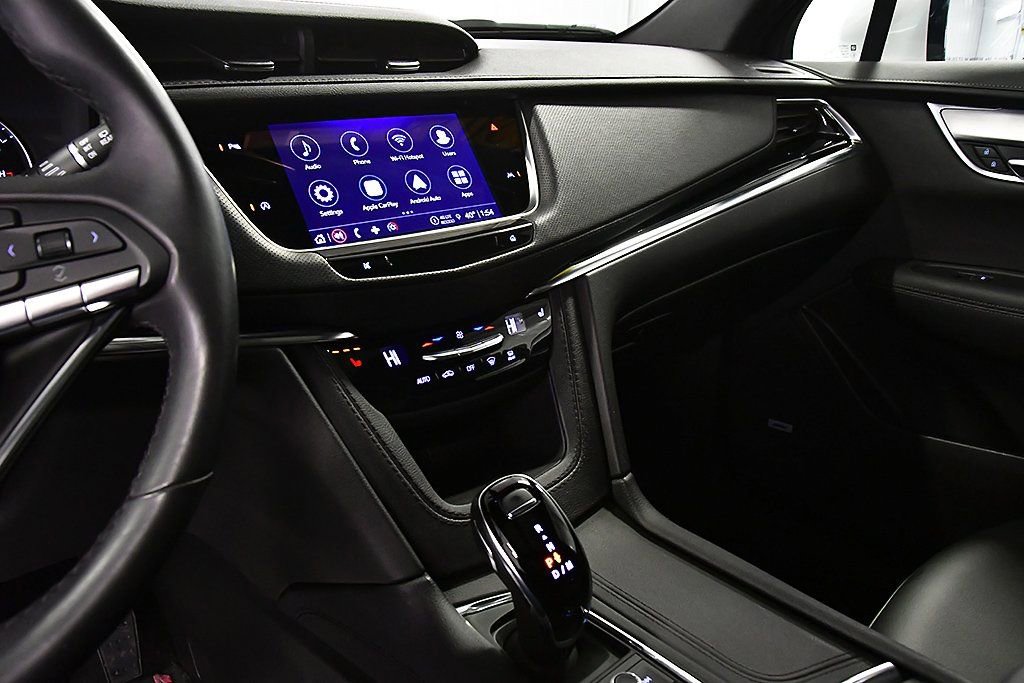 Used 2024 Cadillac XT6 Luxury w/ LPO, Floor Liner Package image 22