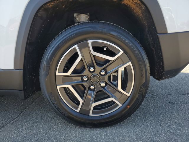 New 2026 Jeep Cherokee Laredo image 11