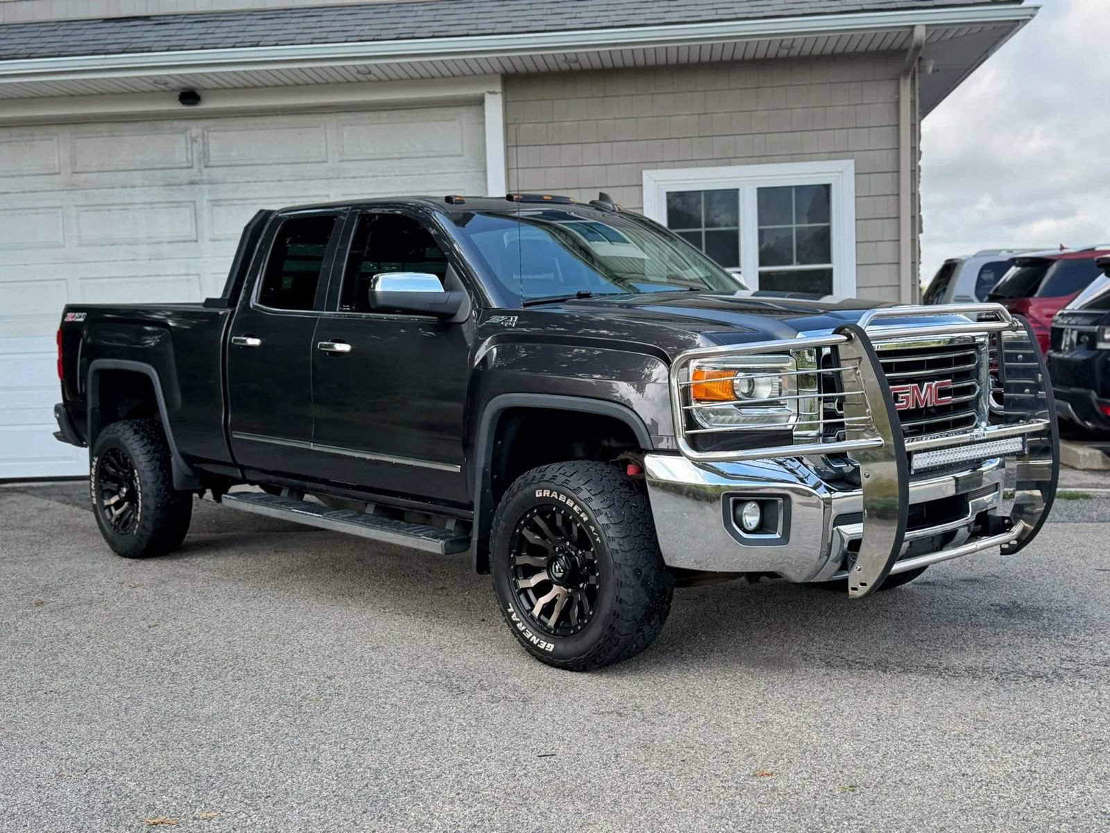 Used 2015 GMC Sierra 2500 SLT w/ Snow Plow Prep Package AWD/4WD image 1