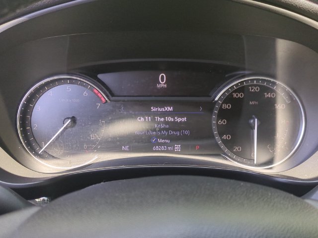 Used 2022 Cadillac XT4 Premium Luxury w/ Safety Alert Package AWD/4WD image 32