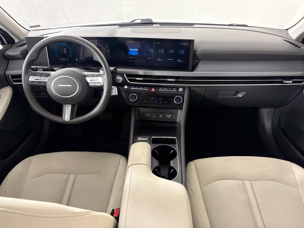 Used 2025 Hyundai Sonata SEL FWD image 39