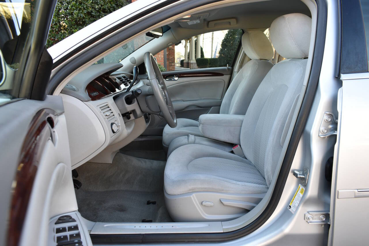 Used 2011 Buick Lucerne CX FWD image 7