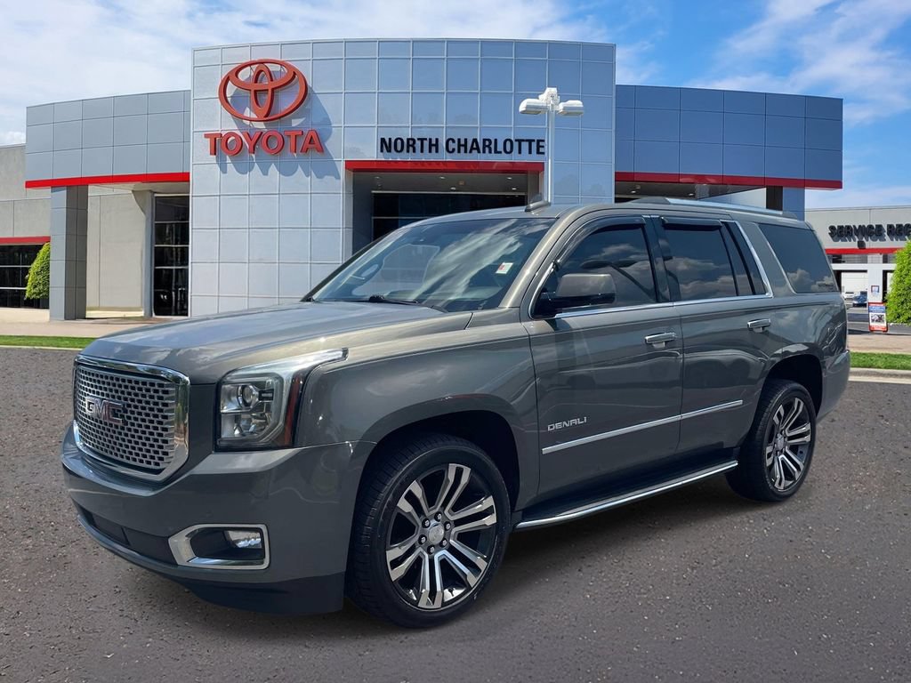 Used 2017 GMC Yukon Denali w/ Open Road Package AWD/4WD image 3