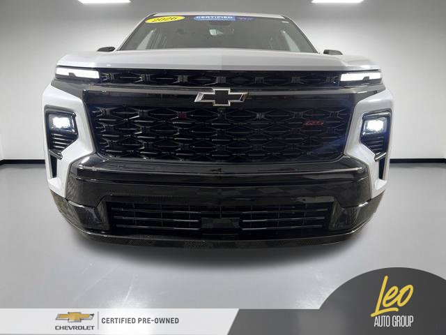 Used 2026 Chevrolet Traverse RS w/ LPO, Floor Liner Package AWD/4WD image 2