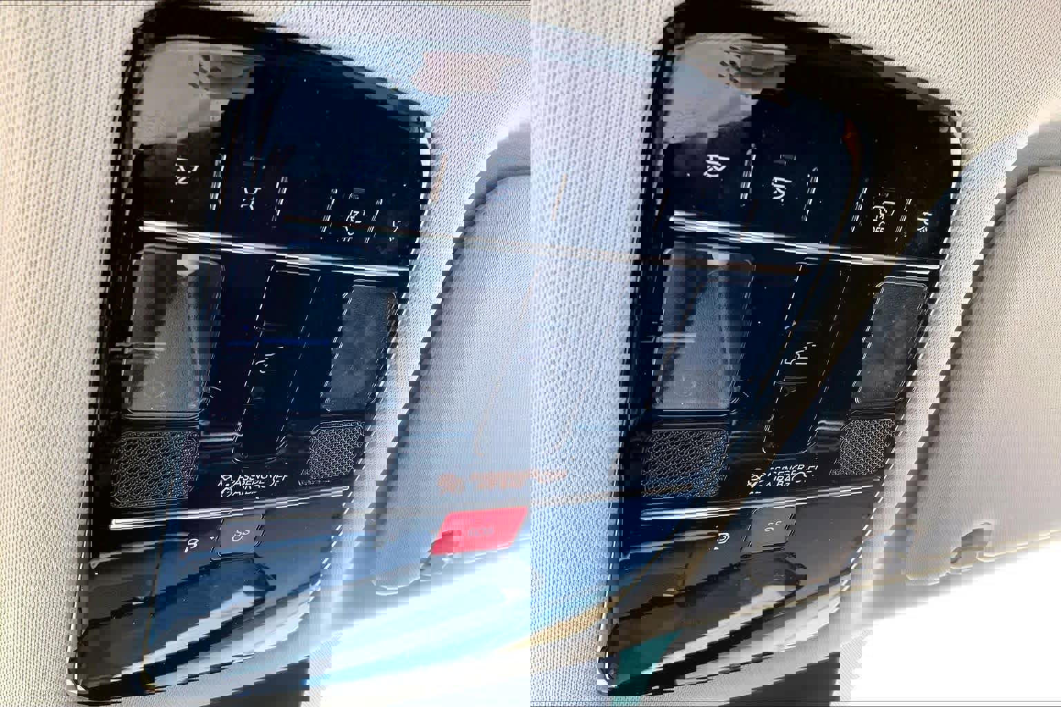 Used 2025 Hyundai Santa Fe XRT AWD/4WD image 36