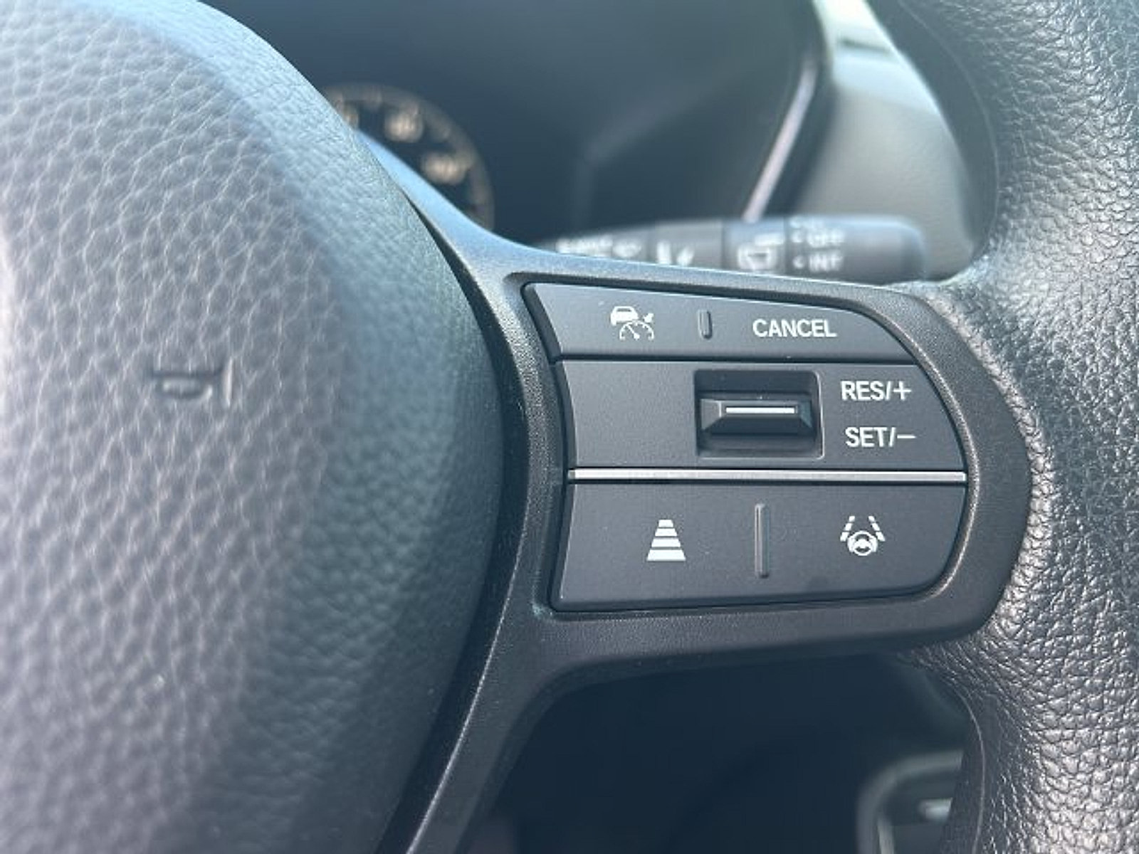 Used 2024 Honda CR-V EX image 19