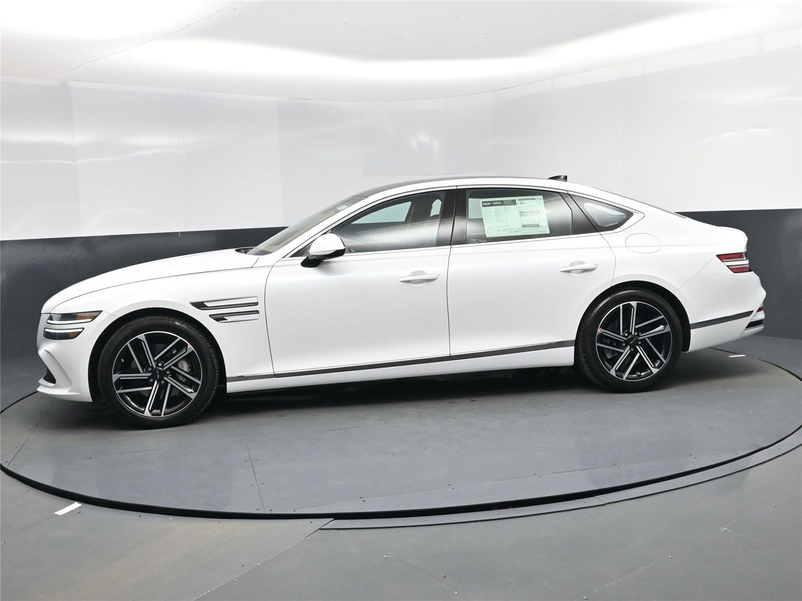 New 2026 Genesis G80 2.5T Advanced image 3