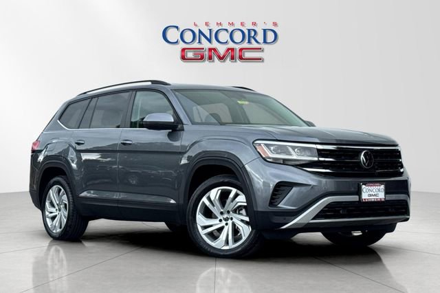 Used 2022 Volkswagen Atlas SE image 2