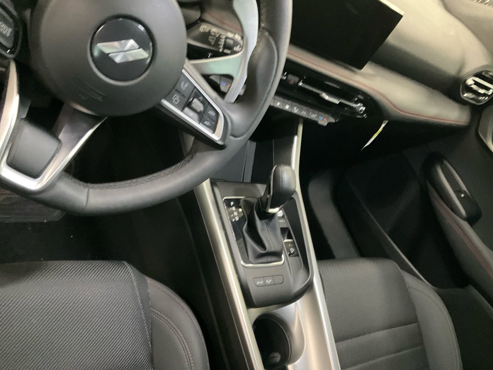 Used 2024 Dodge Hornet R/T image 11