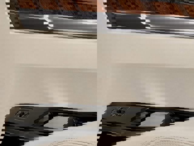 Certified 2026 Cadillac Escalade Platinum Sport w/ LPO, ONYX Package image 31