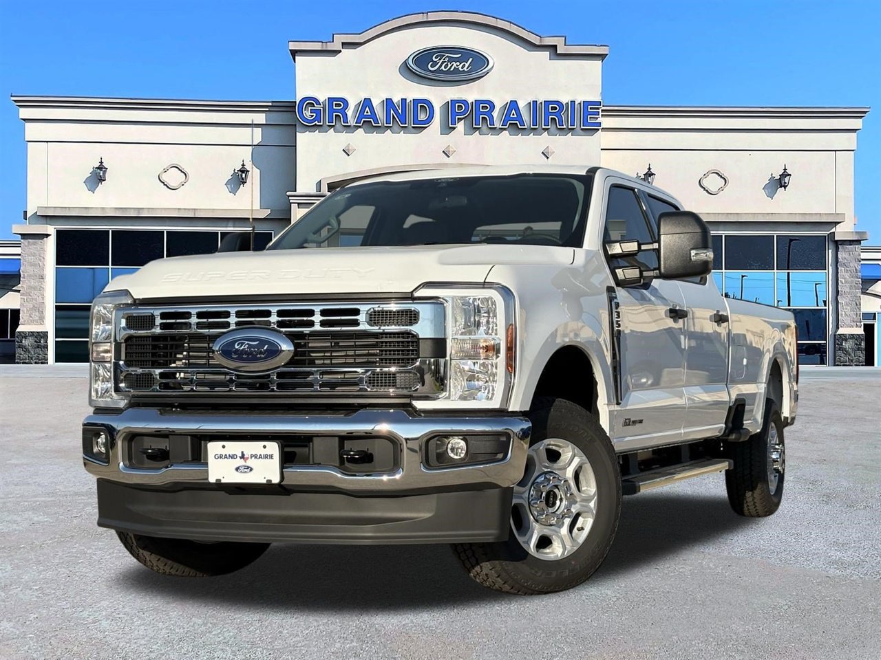 New 2026 Ford F350 XLT w/ FX4 Off-Road Package