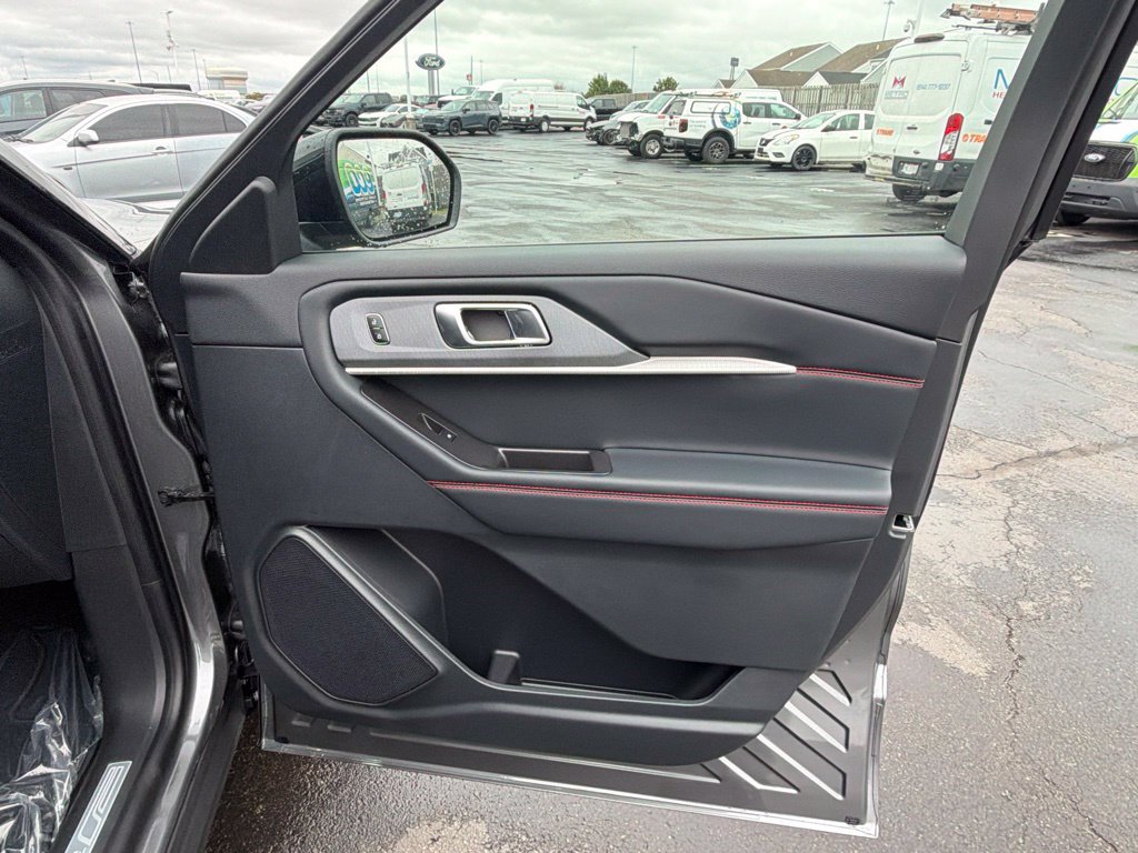 New 2027 Ford Explorer ST-Line w/ Premium Package AWD/4WD image 37