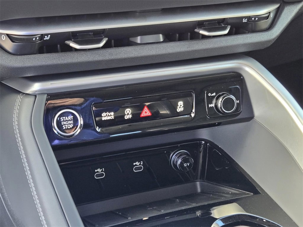 New 2025 Audi Q5 2.0T Premium Plus image 23