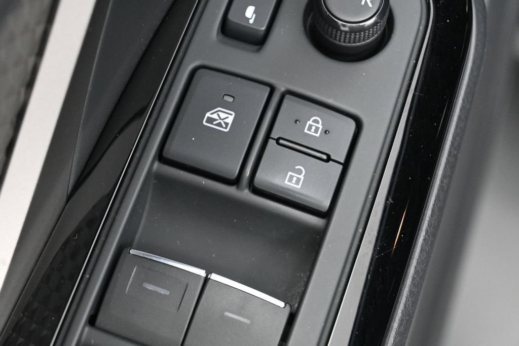 Certified 2021 Toyota C-HR Limited FWD image 13